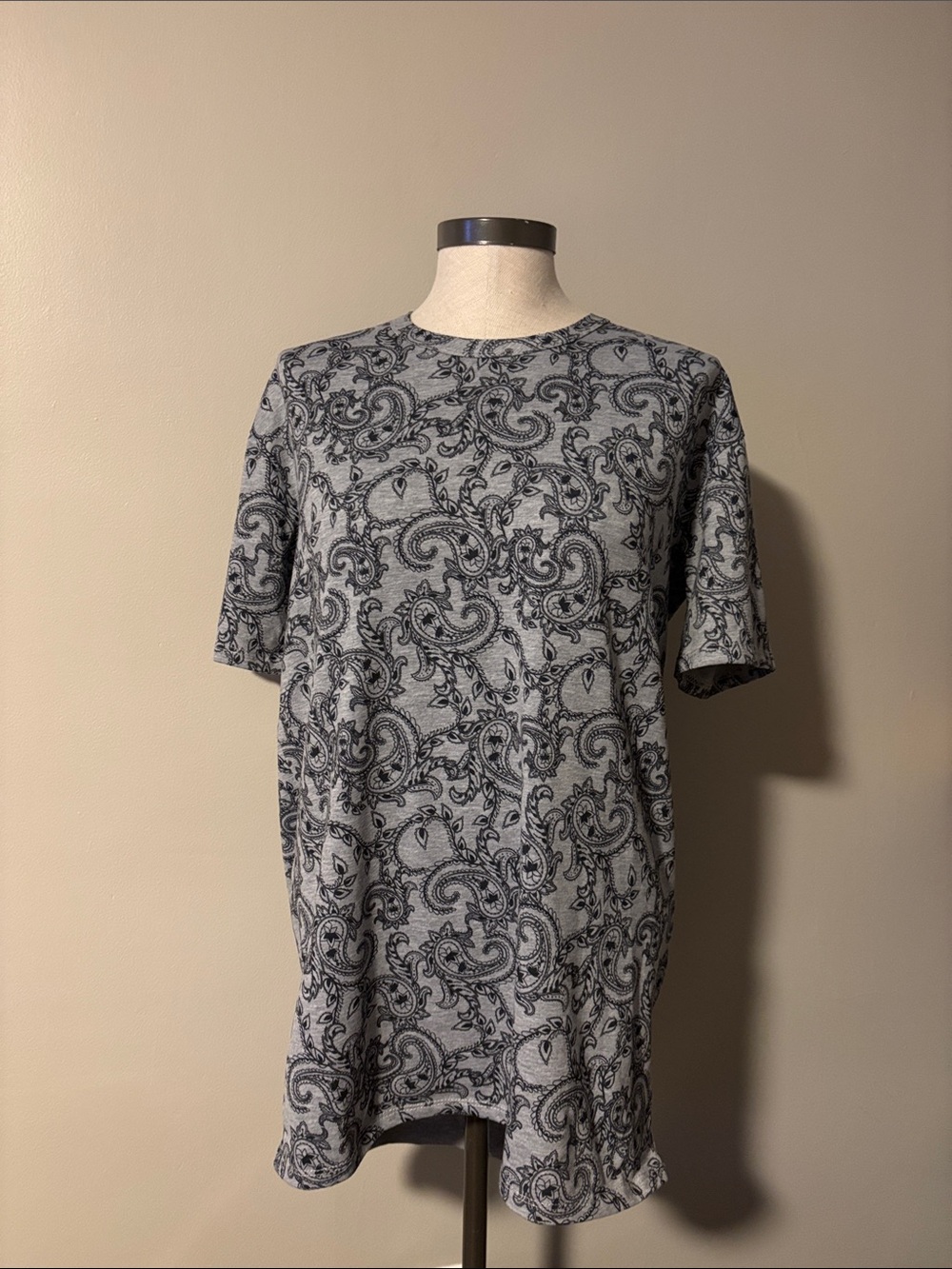 LuLaRoe Short Sleeve Paisley Tee - Gray/Black